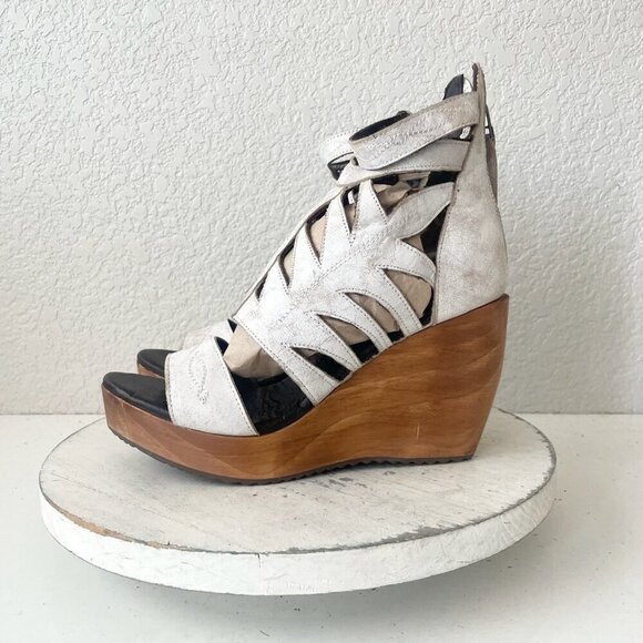 Lane Boots BECCA Wedges Womens 8 Western Cowgirl White Wooden Heeled Sandals - Picture 4 of 11